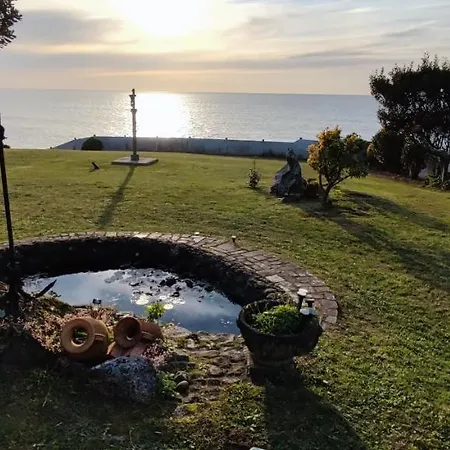 A Guaira: Fantastica Con Sobre El Mar Вилла